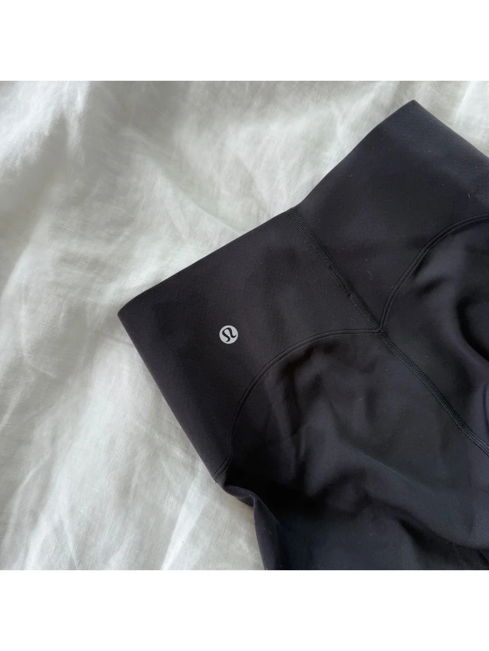 Lululemon Glow Up™ Super-High-Rise Tight 28